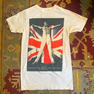 QUEEN. FREDDIE MERCURY T-shirt. (Small)